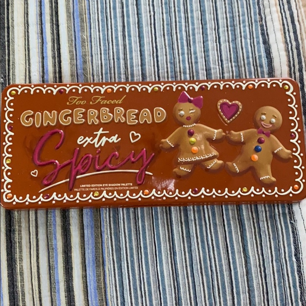 Too Faced Gingerbread Extra Spicy palette